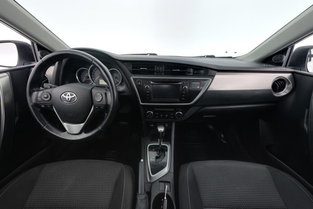 TOYOTA Auris 2014