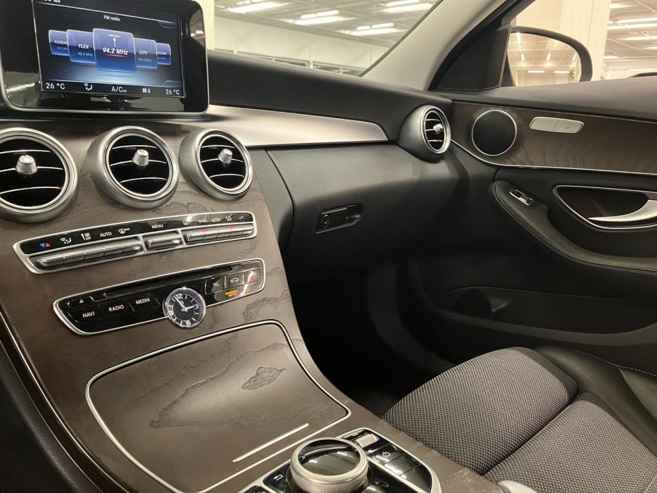 MERCEDES-BENZ C 2016