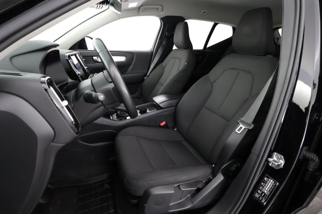 VOLVO XC40 2019
