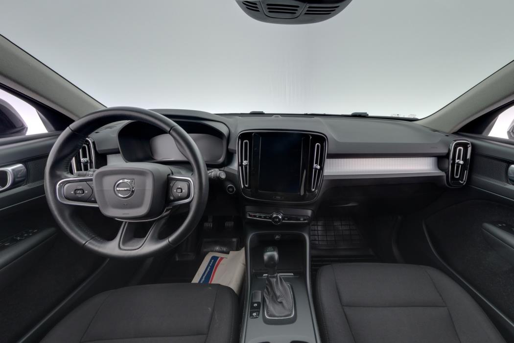 VOLVO XC40 2019