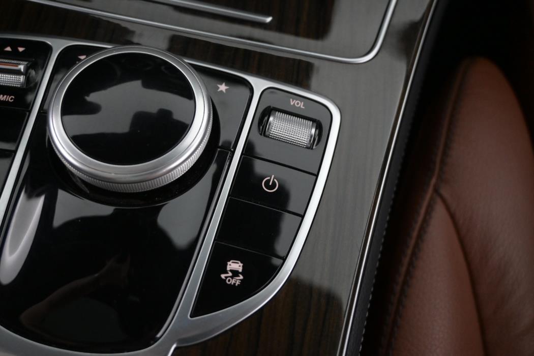 MERCEDES-BENZ GLC 2017