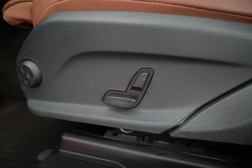 MERCEDES-BENZ GLC 2017