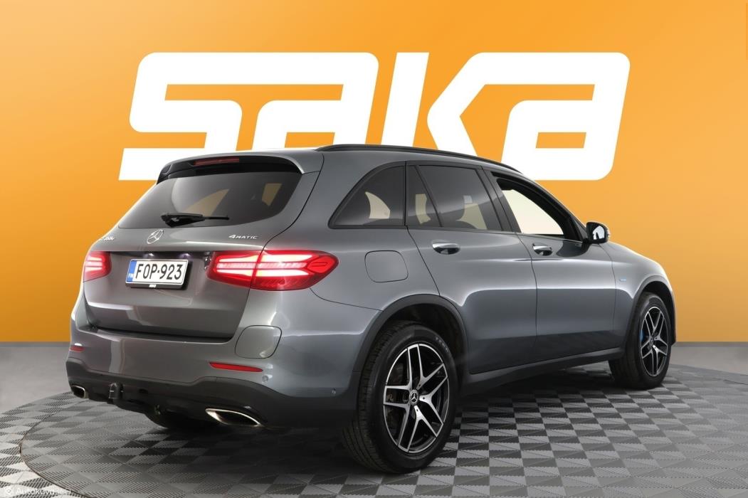 MERCEDES-BENZ GLC 2017