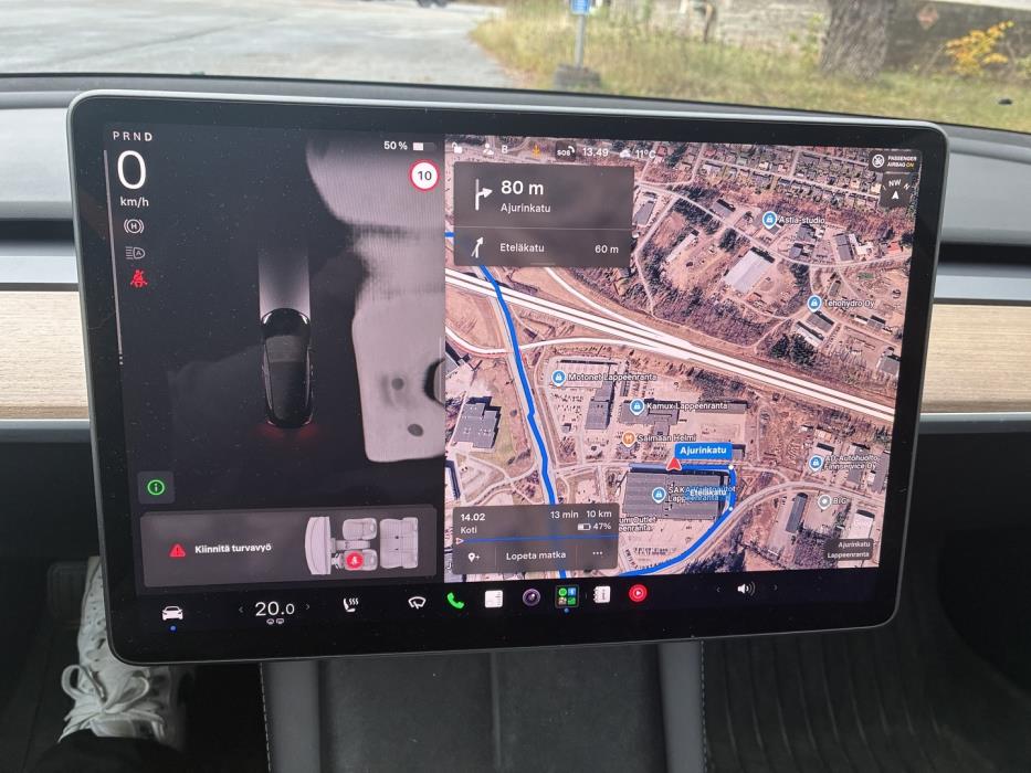 TESLA Model 3 2023