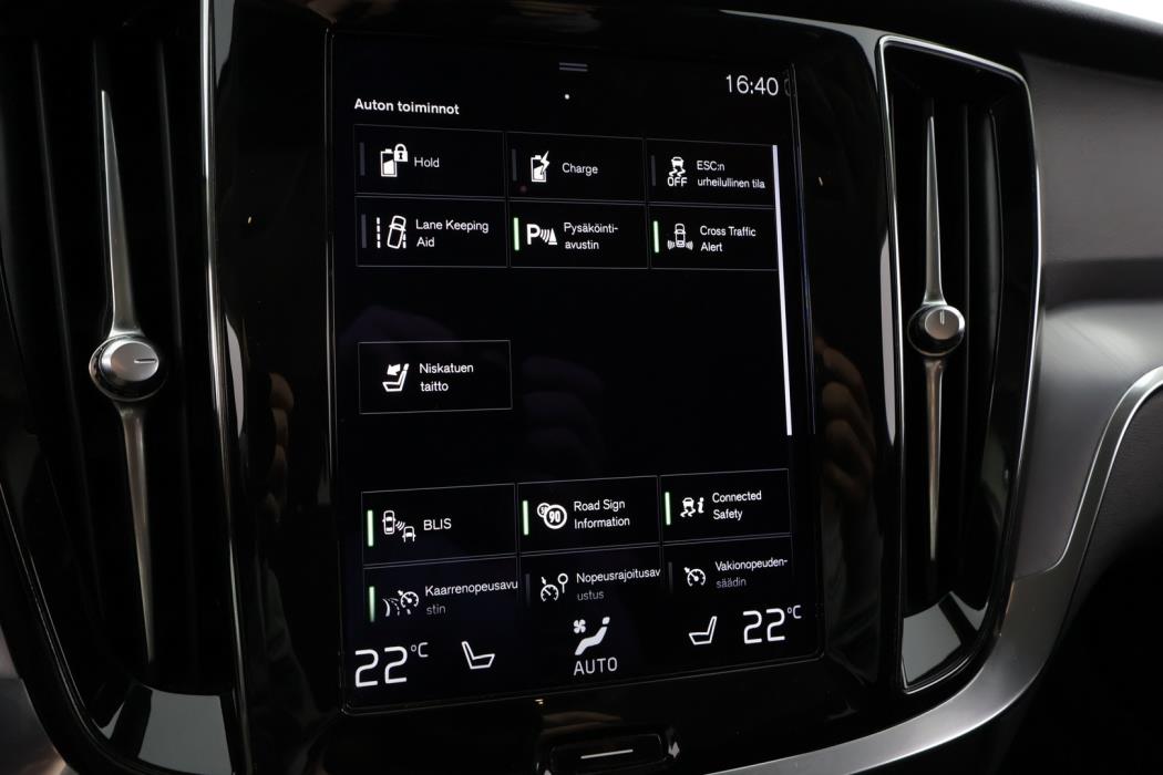 VOLVO V60 2021