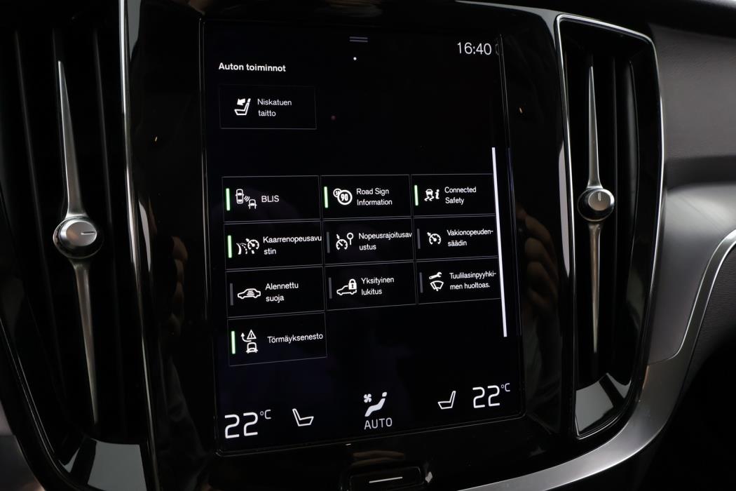 VOLVO V60 2021
