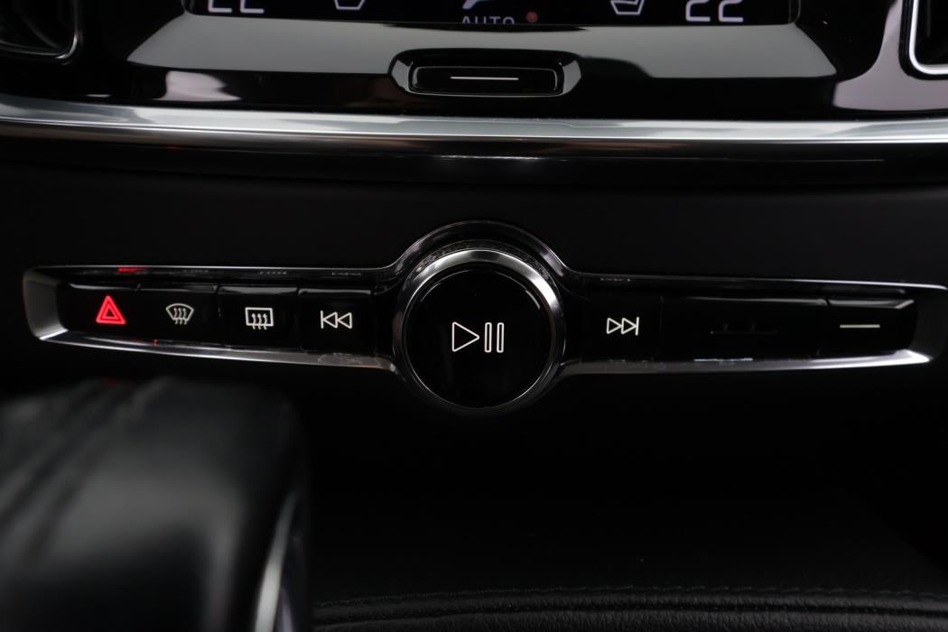 VOLVO V60 2021