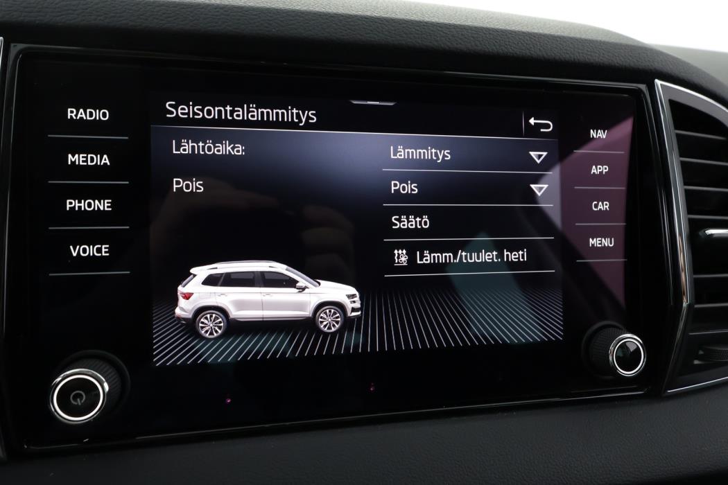 SKODA Karoq 2023