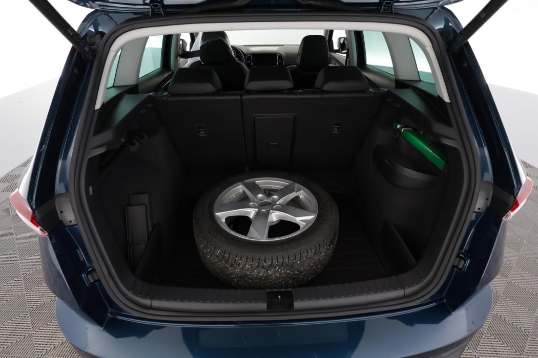 SKODA Karoq 2023