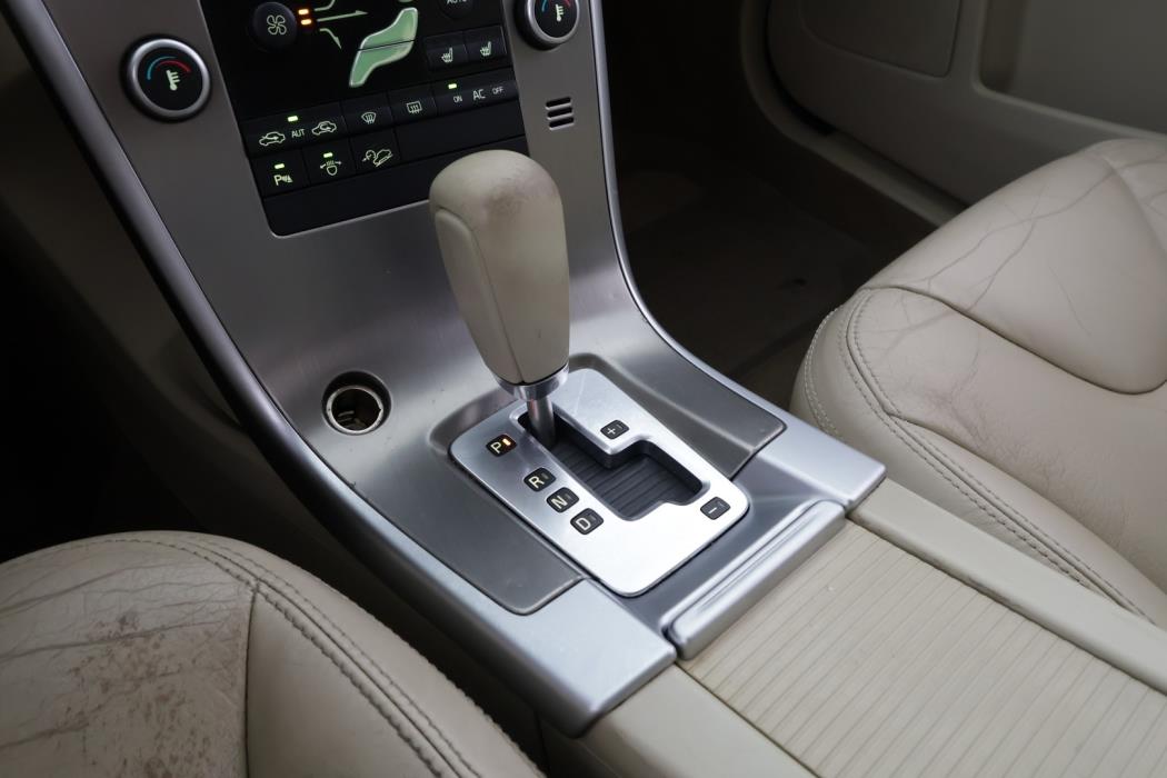 VOLVO XC60 2009