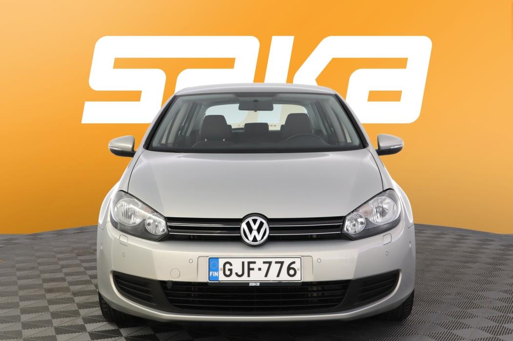 VOLKSWAGEN Golf 2011