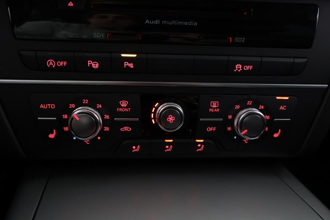 AUDI A6 2012
