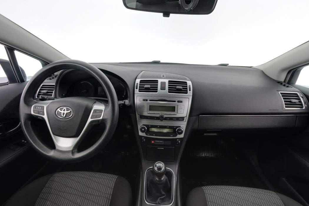 TOYOTA Avensis 2014