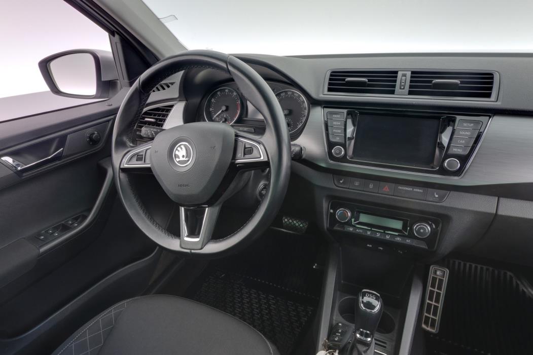 SKODA Fabia 2015