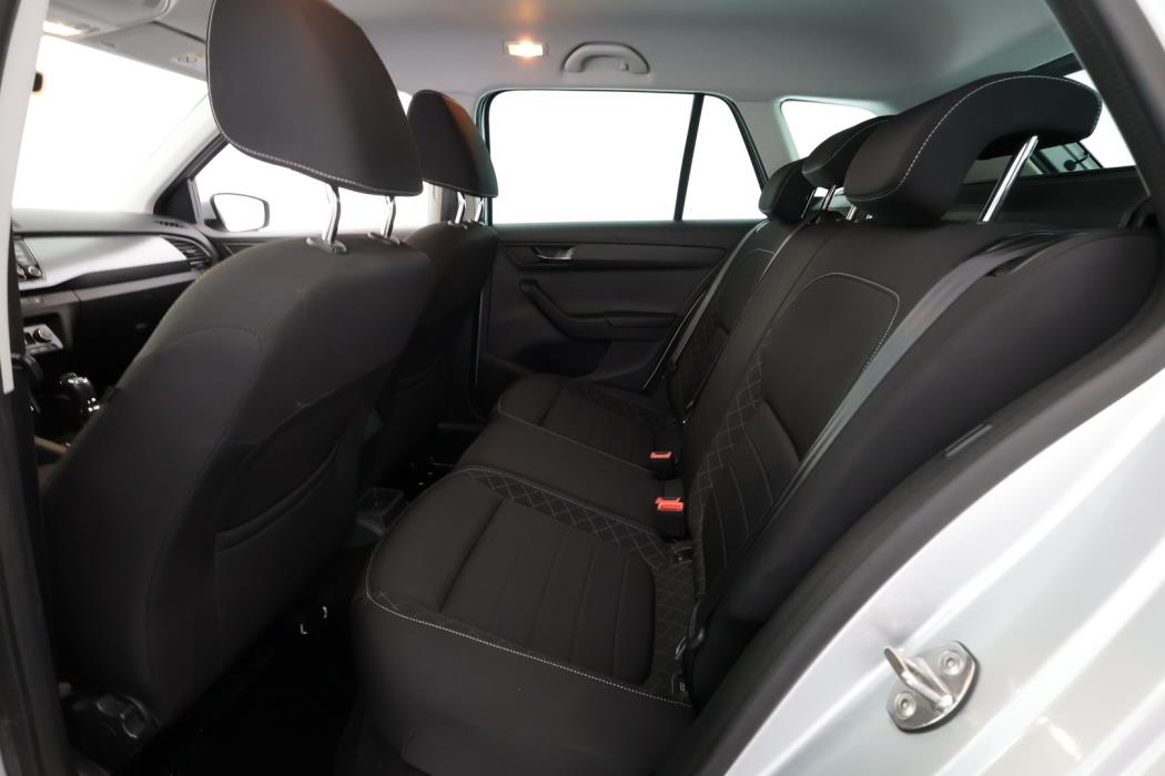 SKODA Fabia 2015