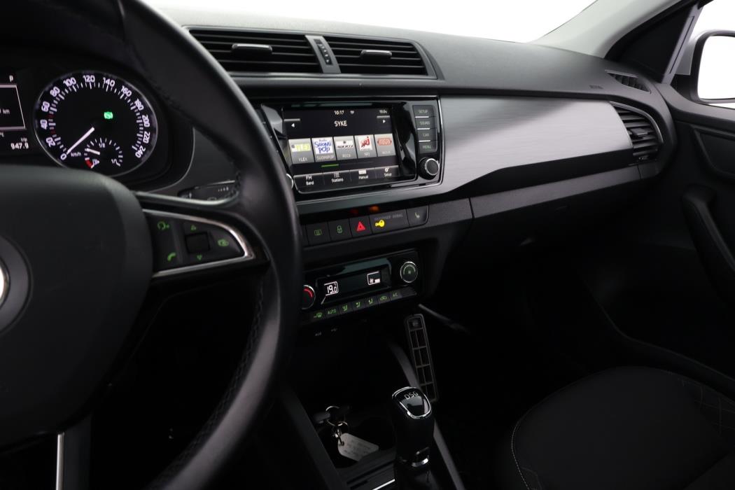 SKODA Fabia 2015