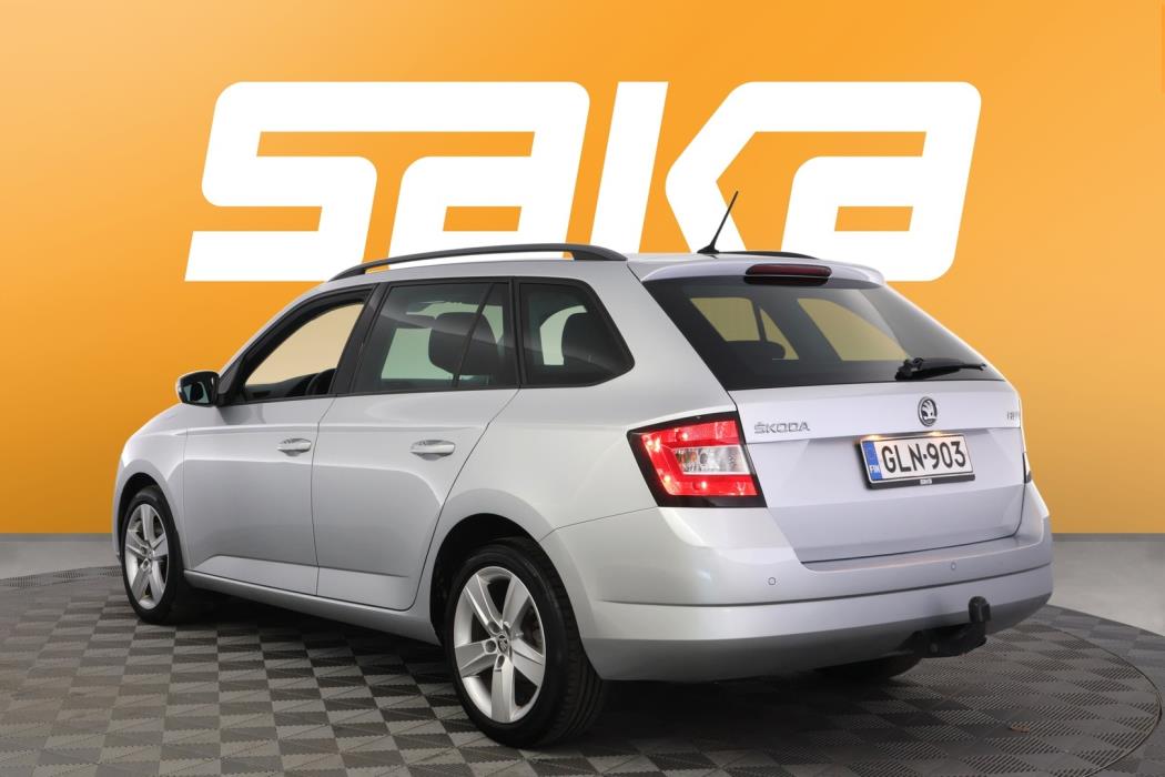SKODA Fabia 2015
