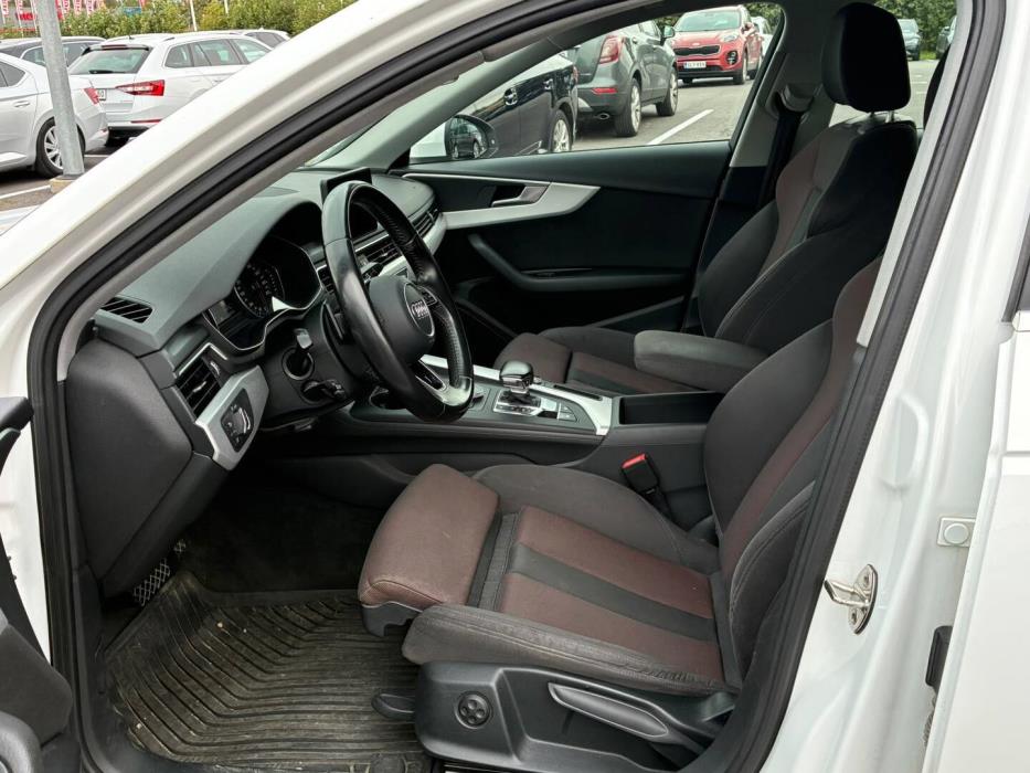 AUDI A4 2017