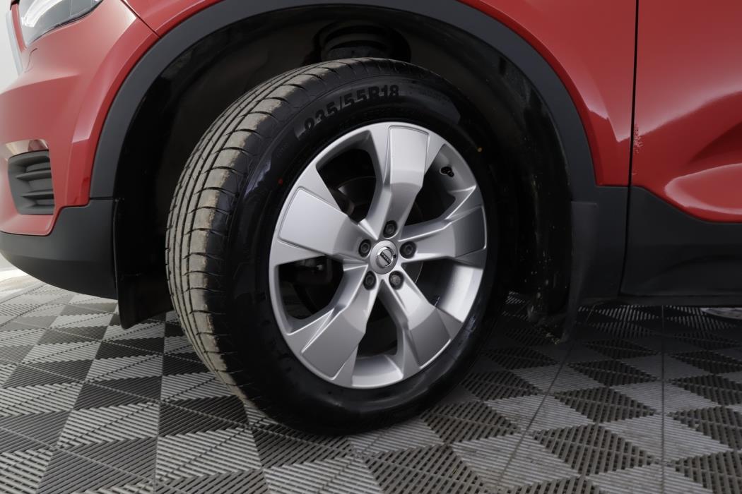 VOLVO XC40 2019