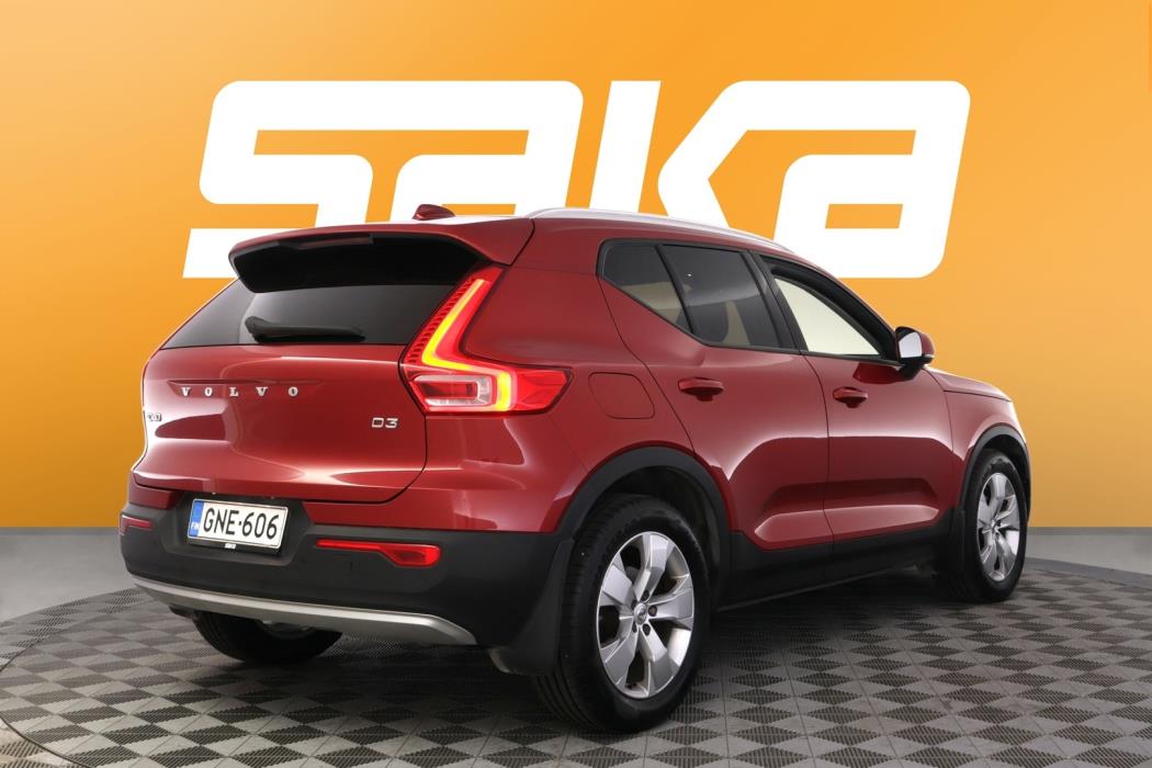 VOLVO XC40 2019