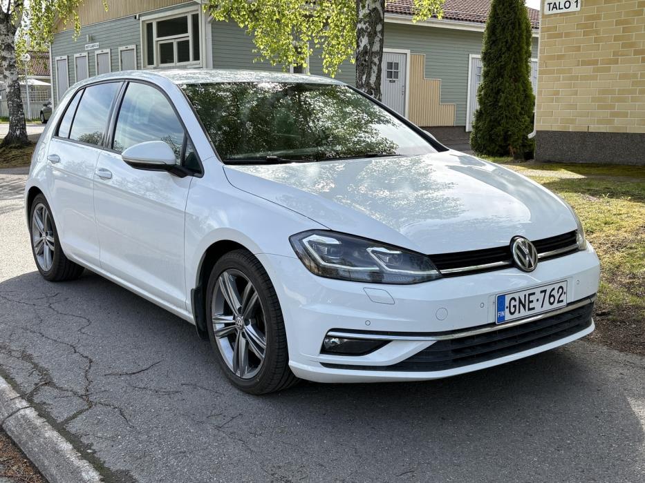 VOLKSWAGEN Golf 2019