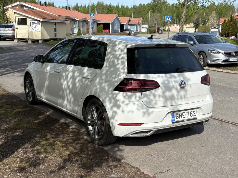 VOLKSWAGEN Golf 2019