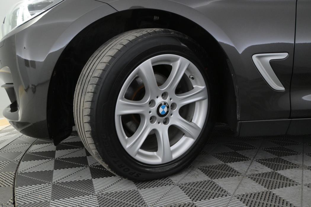 BMW 320 Gran Turismo 2019