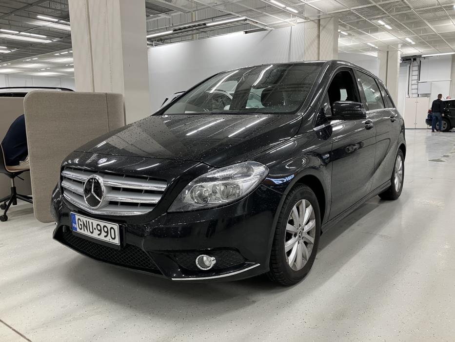 MERCEDES-BENZ B 2012