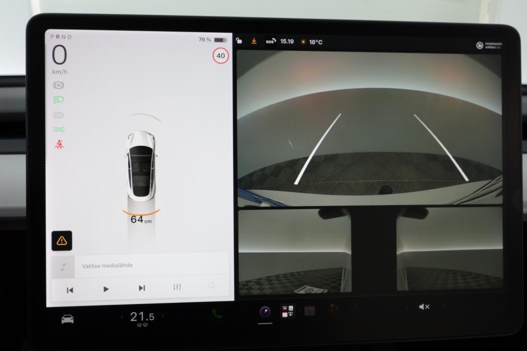 TESLA Model 3 2021