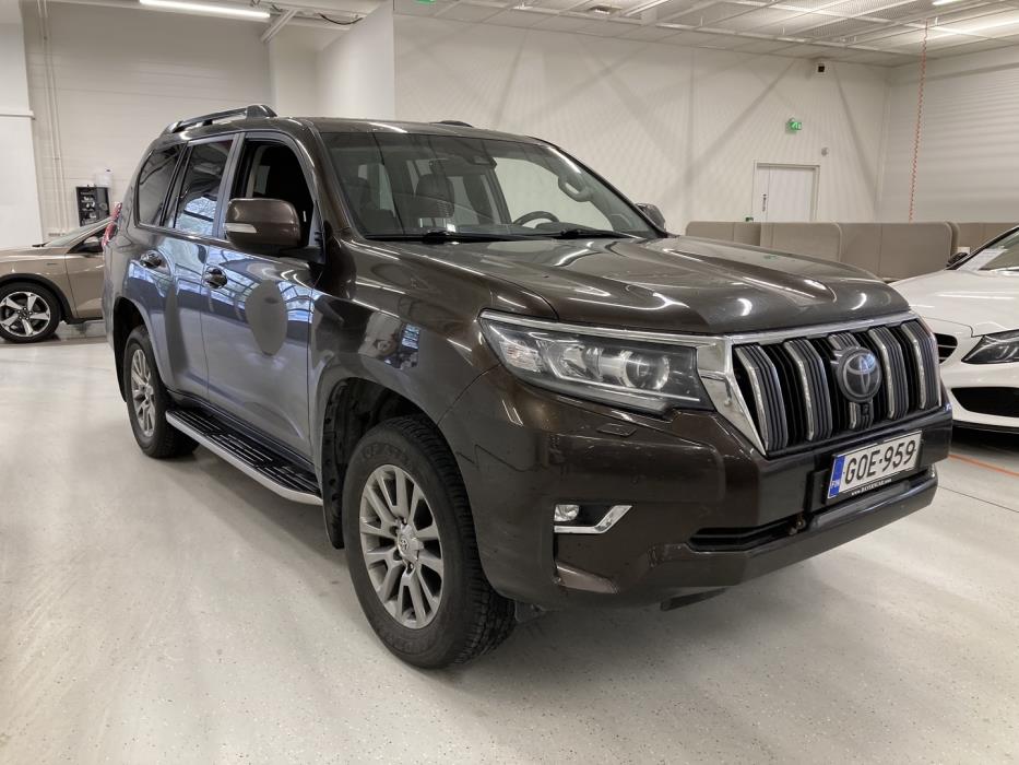 TOYOTA LAND CRUISER 2018