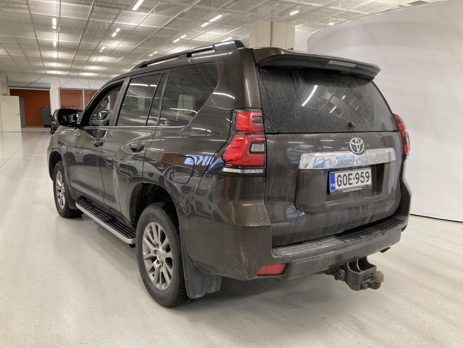 TOYOTA LAND CRUISER 2018