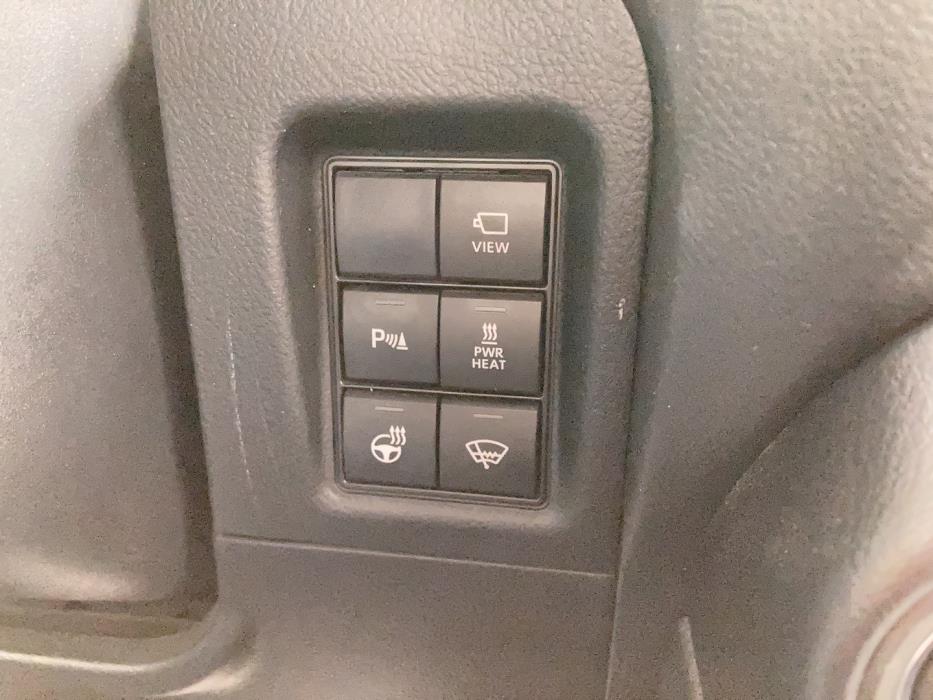 TOYOTA LAND CRUISER 2018