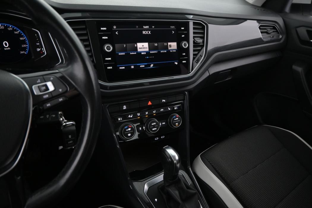 VOLKSWAGEN T-Roc 2021