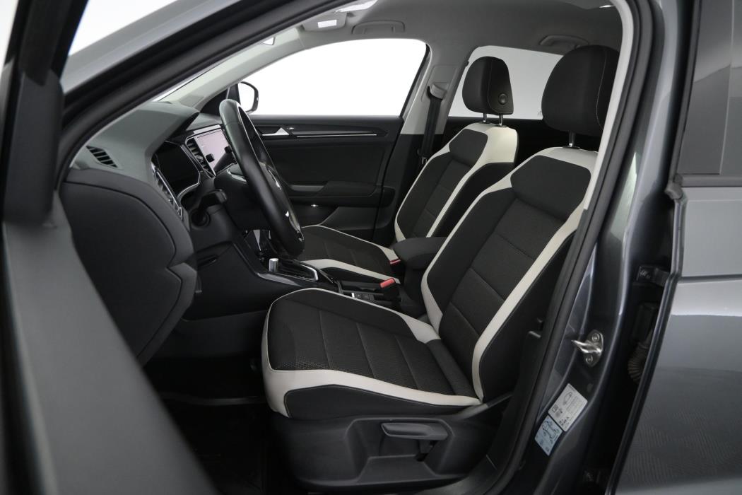 VOLKSWAGEN T-Roc 2021