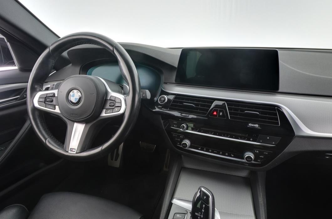 BMW 520 2019