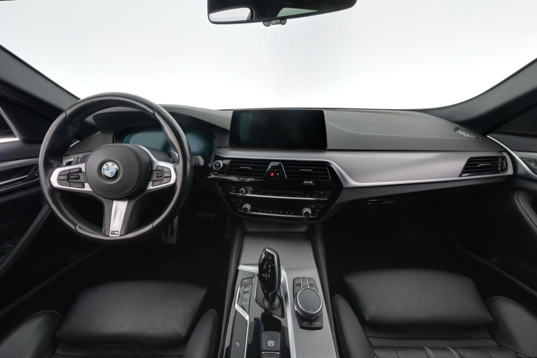 BMW 520 2019