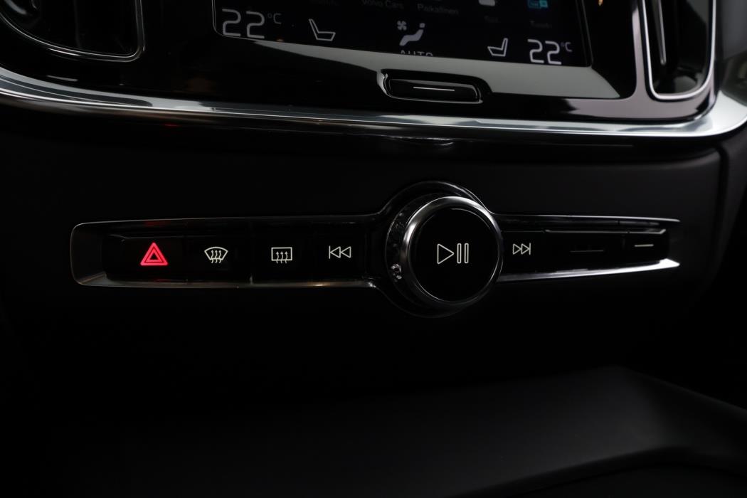 VOLVO V60 2019