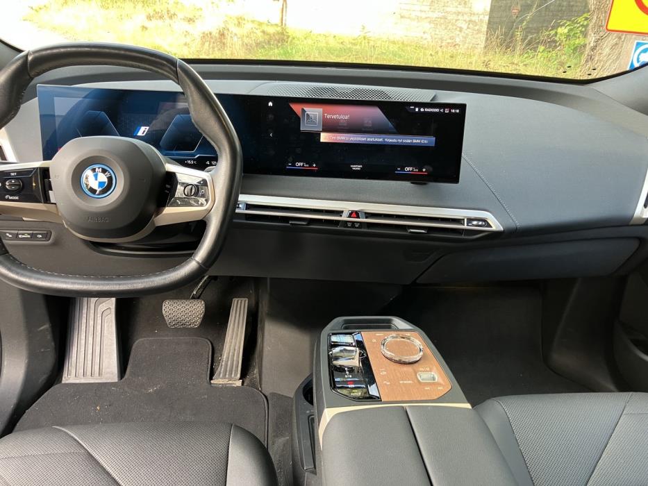 BMW iX 2022