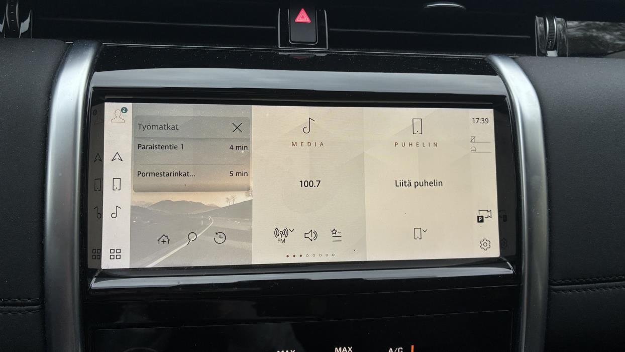 LAND ROVER DISCOVERY SPORT 2023