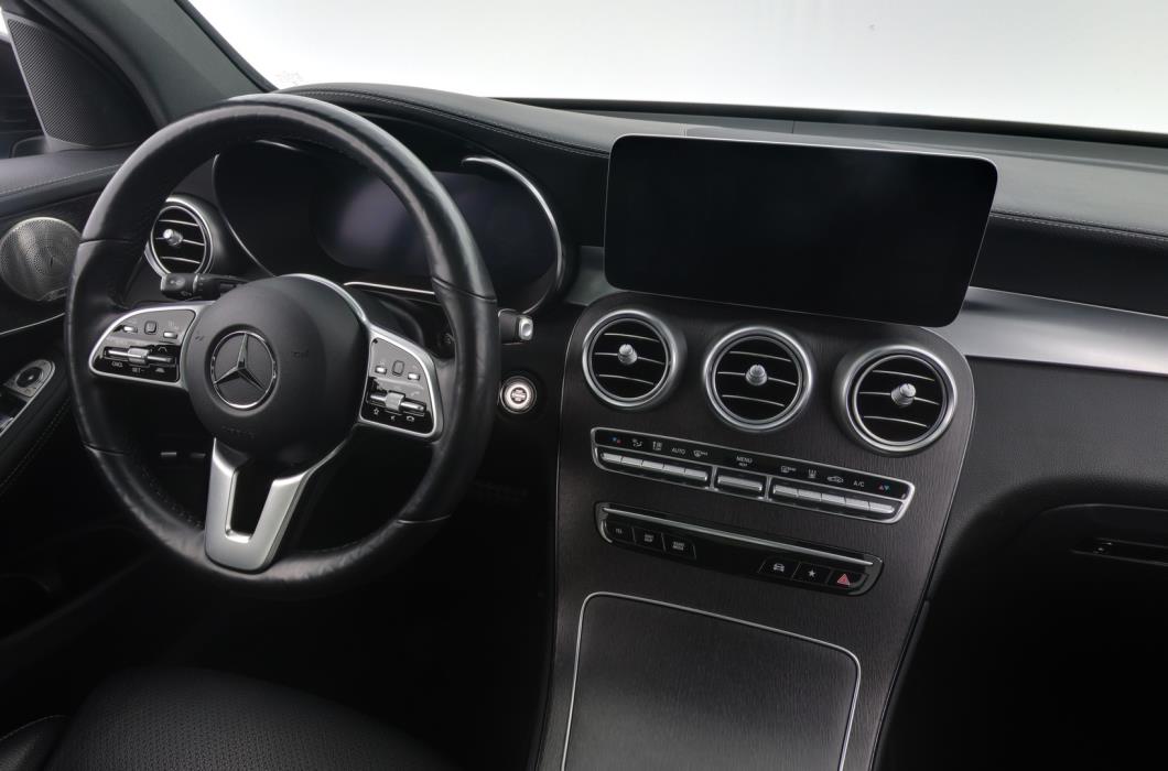 MERCEDES-BENZ GLC 2021