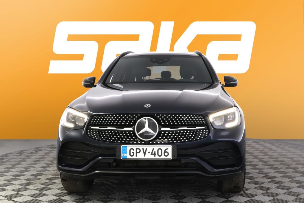 MERCEDES-BENZ GLC 2021