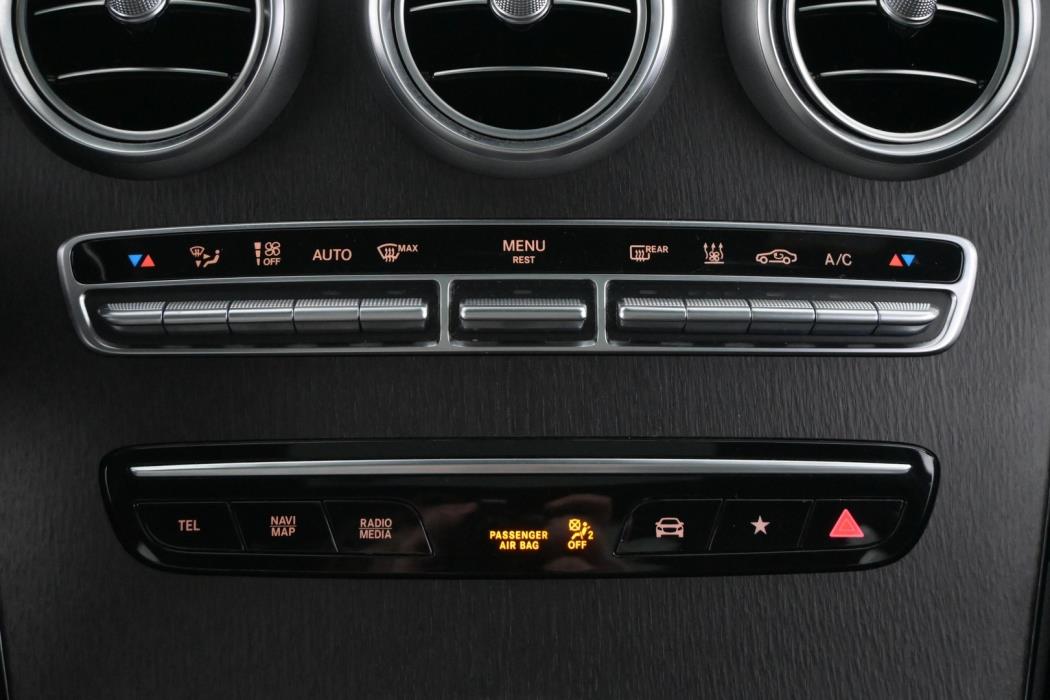 MERCEDES-BENZ GLC 2021