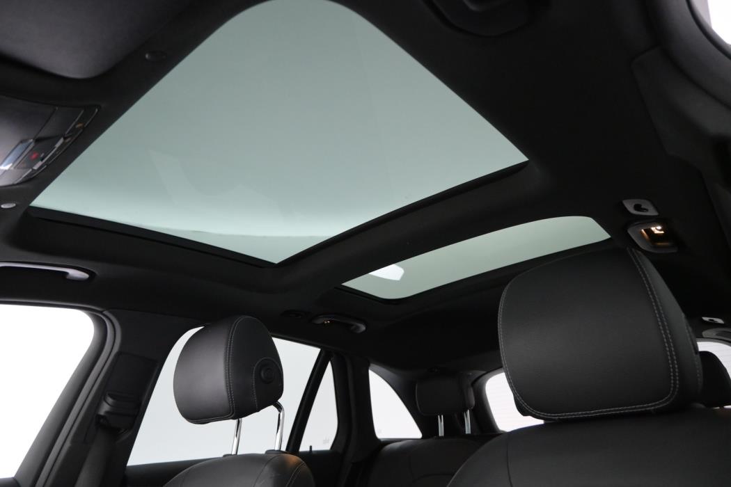 MERCEDES-BENZ GLC 2021