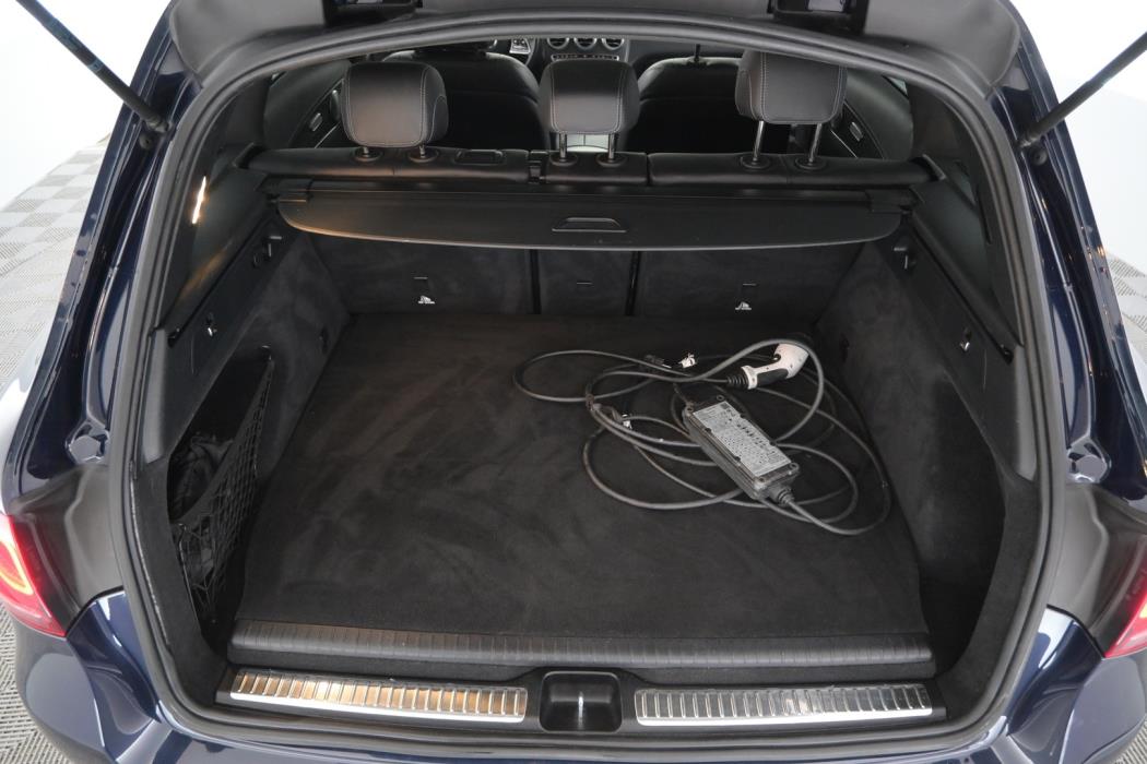 MERCEDES-BENZ GLC 2021