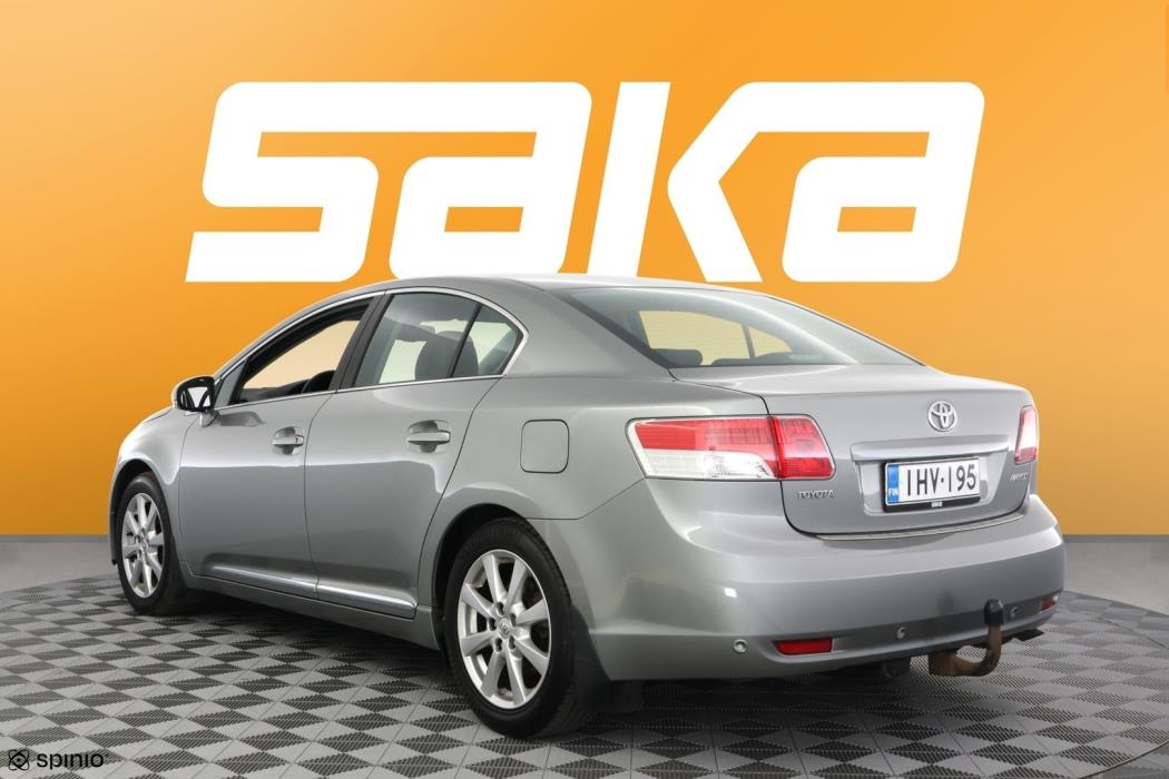 TOYOTA Avensis 2009