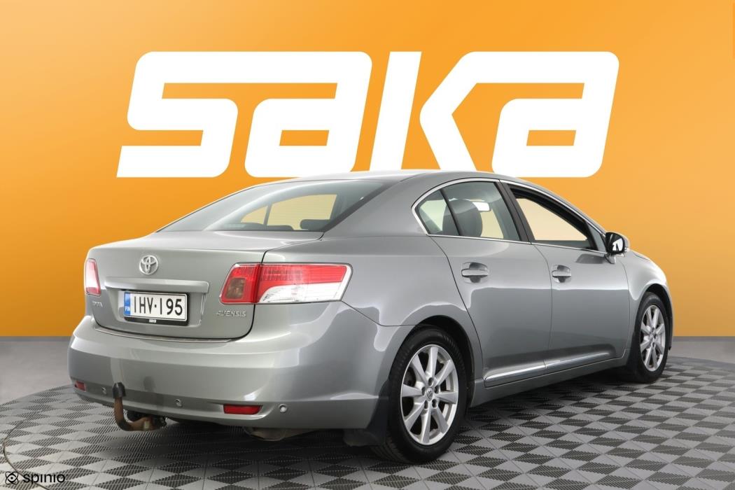 TOYOTA Avensis 2009