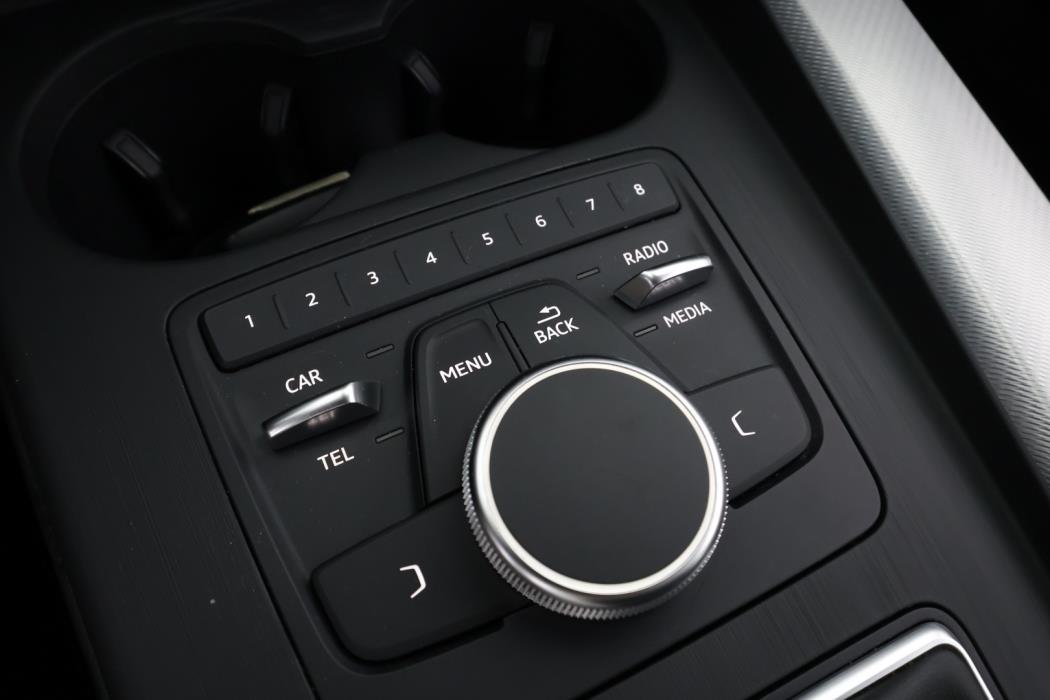 AUDI A4 2016