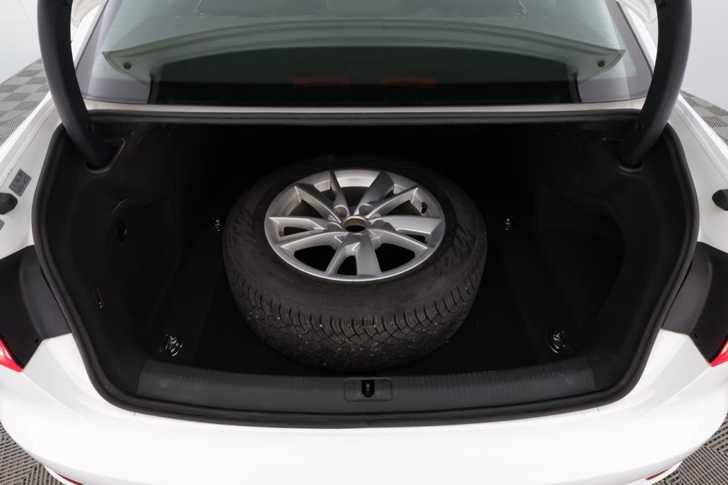 AUDI A4 2016