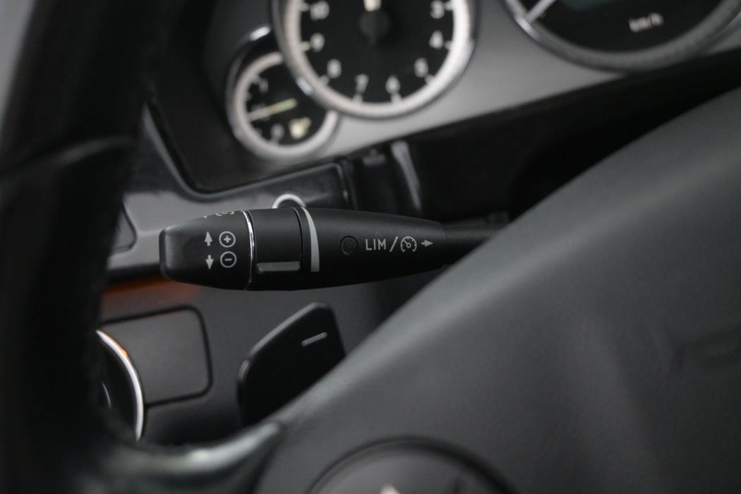MERCEDES-BENZ E 2010