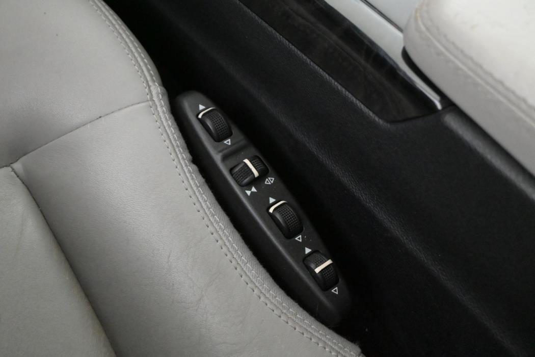 MERCEDES-BENZ E 2010